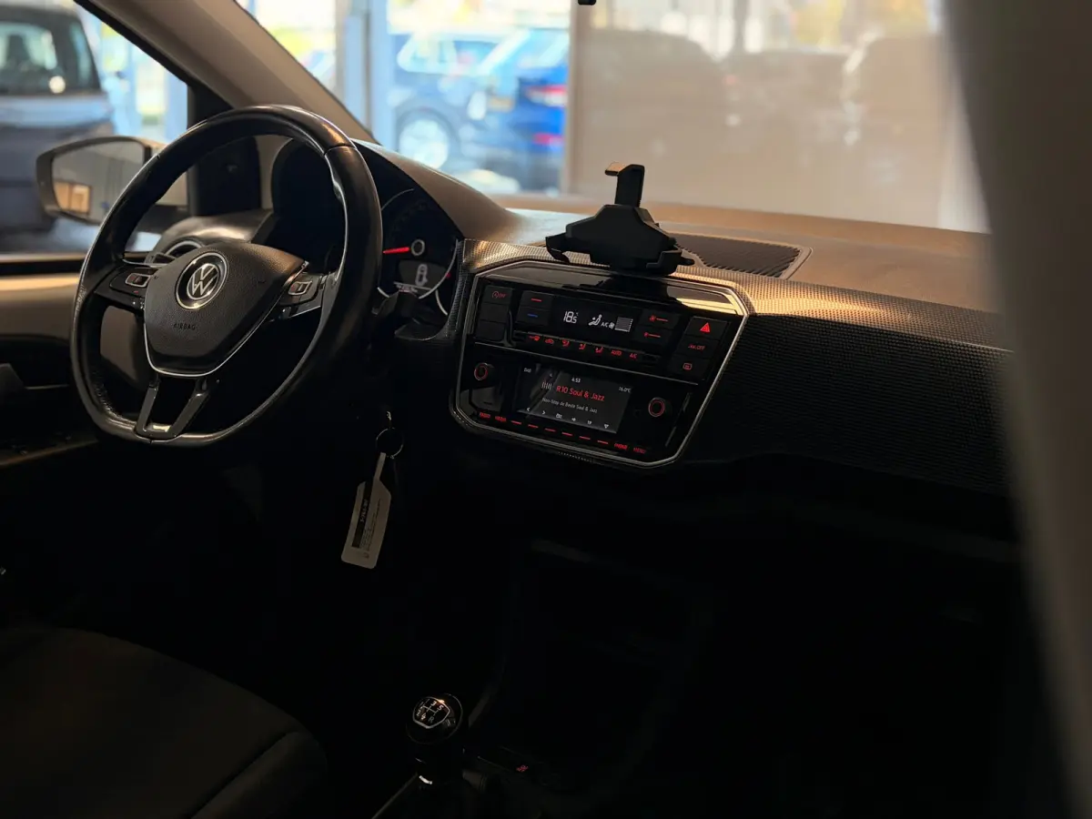 Up! Move Up! 1.0 BMT | Camera | Climate control | Parkpilot | NAP | Dealeronderhouden |