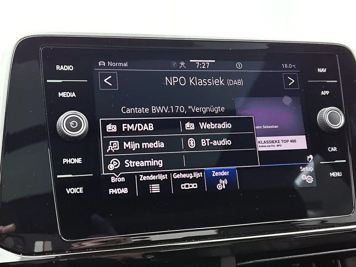 1.5 TSI R-Line Business+ | AUTOMAAT | PANORAMADAK | ACHTERUITRIJCAMERA | STANDKACHEL | ELEKTRISCHE KOFFERKLEP | STOELVERWARMING | VIRTUAL COCKPIT PRO | DODEHOEK | ADAPTIVE CRUISE CONTROL | C