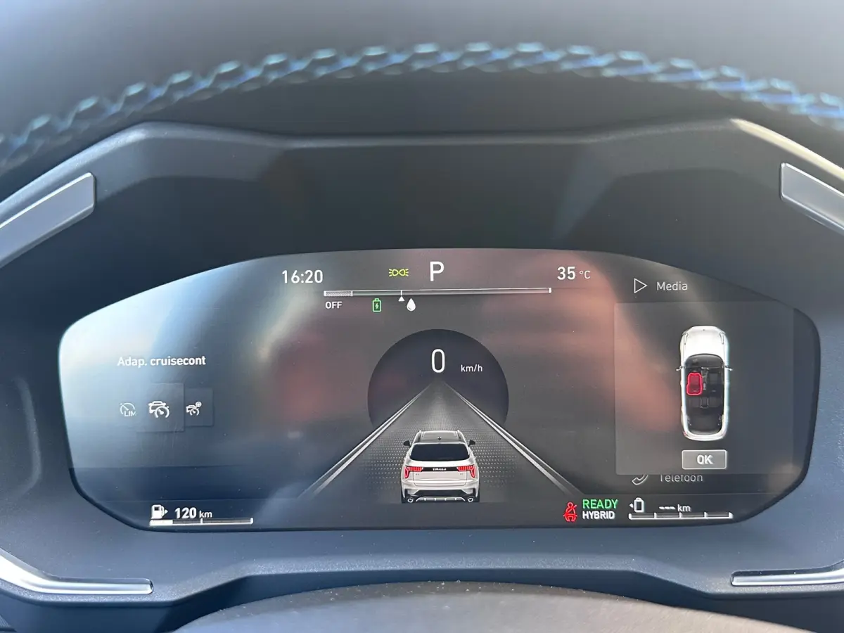 1.5 PHEV 6,6kWh SOH 97% PANO 360°cam Apple/Android Navi ]