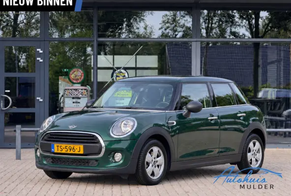 1.5 One | Airco | Navigatie | 5DRS | PDC | Dealer Onderhouden