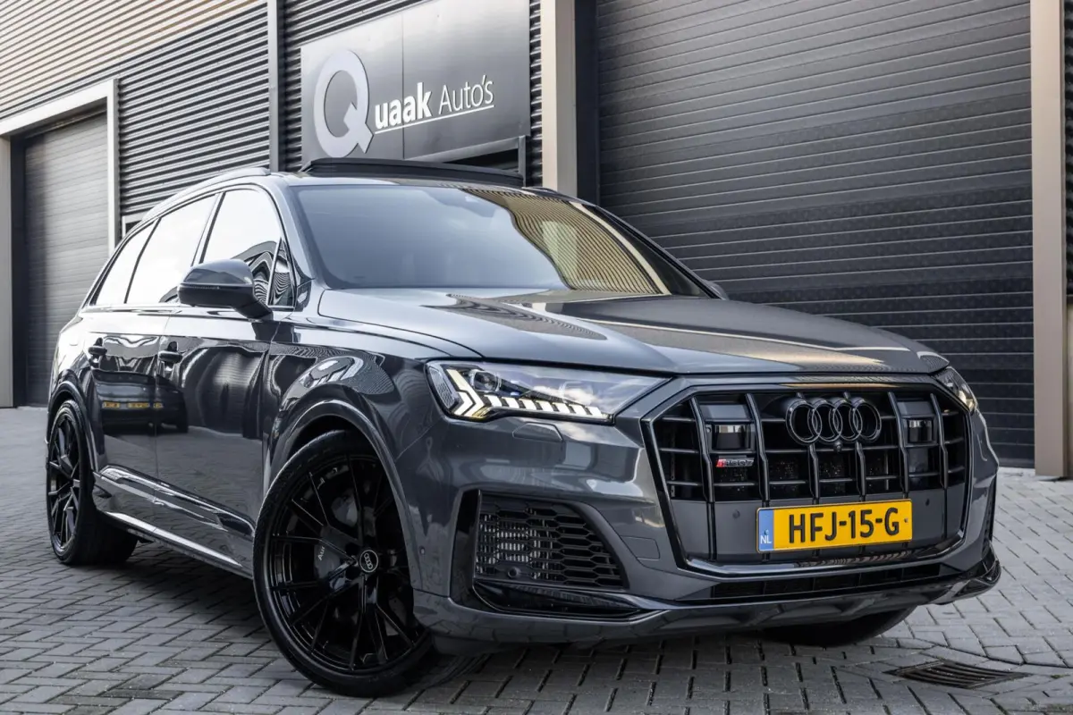 SQ7 4.0 TFSI SQ7 quattro 7p