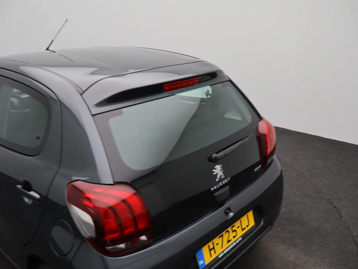 1.0 e-VTi Allure | Carplay | Camera | Clima | Bluetooth | 15" LMV |