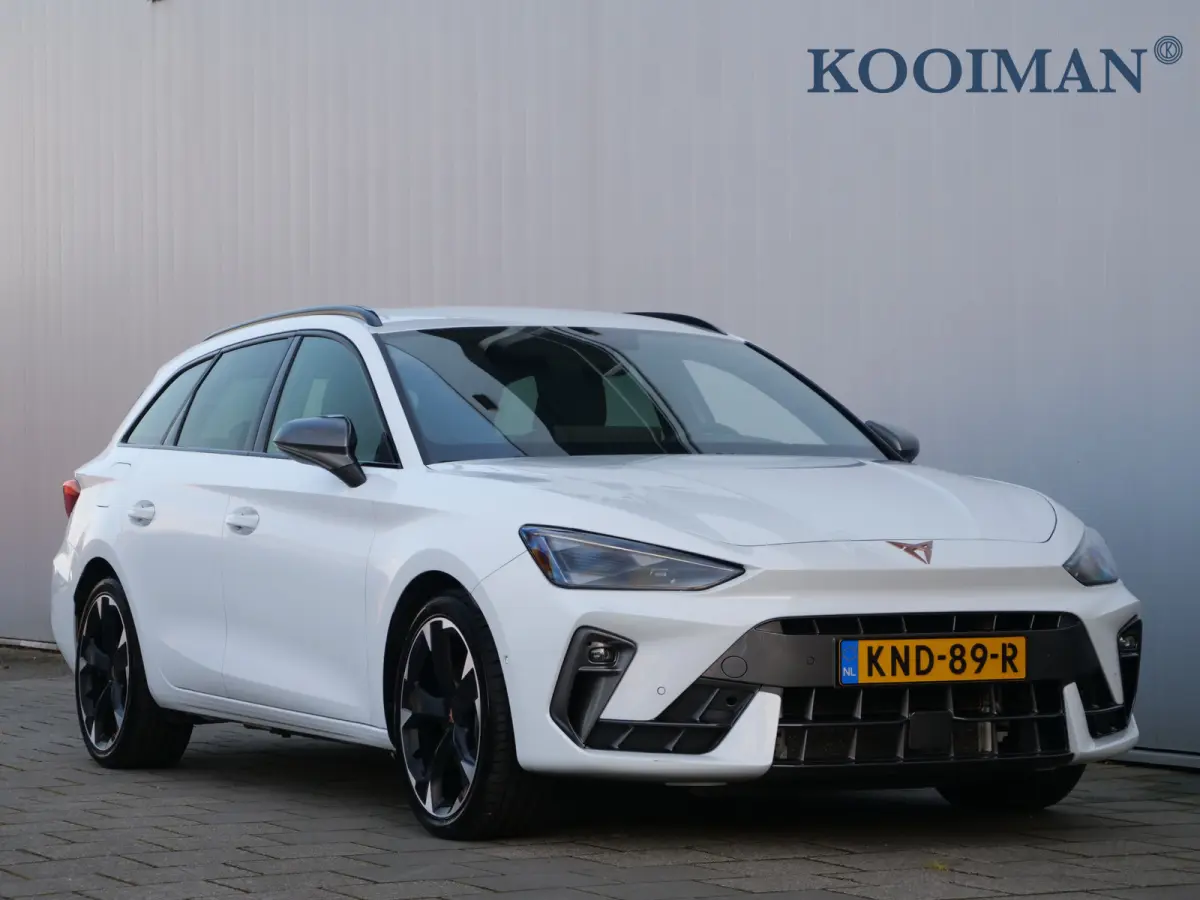 1.5 TSI e-Hybrid Business 204 Pk Automaat Navi / DAB / Apple Carplay / Camera / Stoel- en stuurverwarming