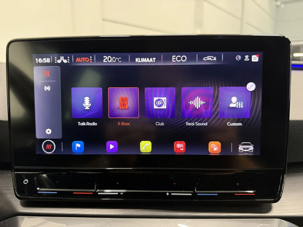 1.4 e-Hybrid VZ 245PK BLACK LED/19"BLACK/ACC/CARPLAY/DRIVE ADAPTIVE-ONDERSTEL/SOH 89%/KEYLESS/SFEER/CAMERA/LEER-STOF SP.STOEL/STOEL+STUURVERW/PRIVACY/ELECTR.A.KLEP/DONKERE-HEMEL/VOLLEDIG CUP
