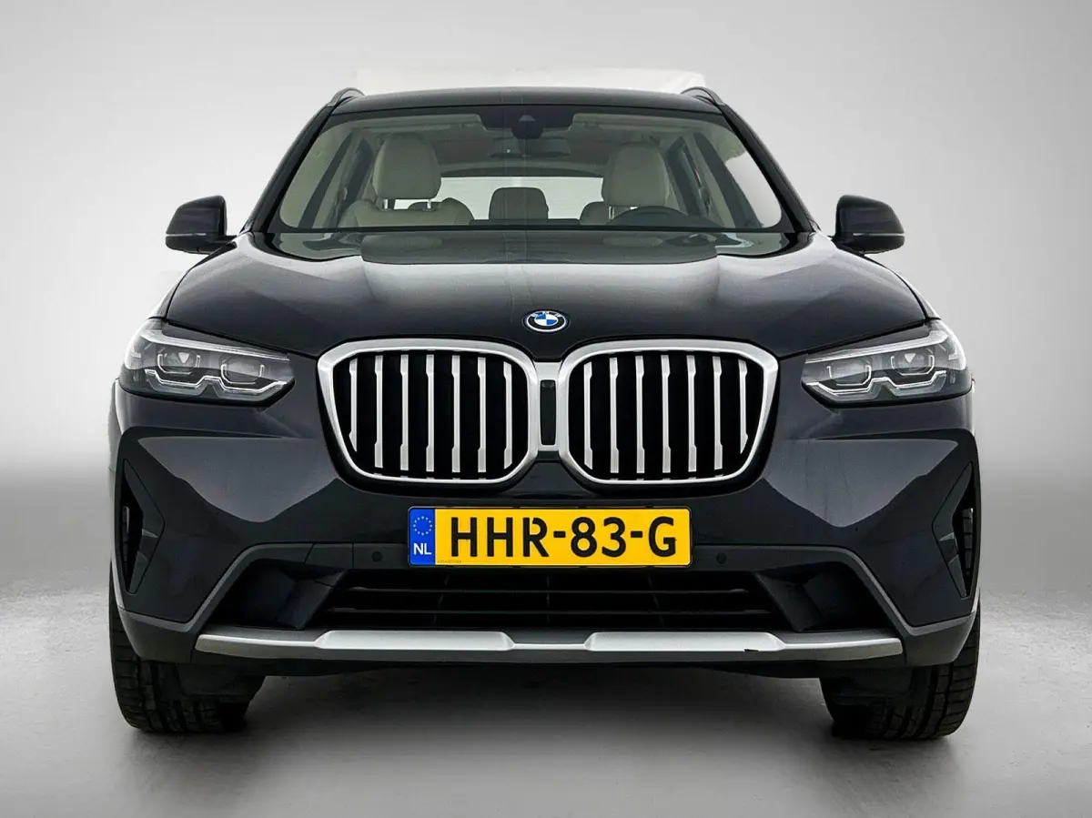 xDrive30e High Executive | FACELIFT | ACHTERUITRIJCAMERA | LEDER | APPLE CARPLAY - ANDROID AUTO | STOELVERWARMING | STUURWIELVERWARMING | CLIMATE CONTROL | CRUISE CONTROL |
