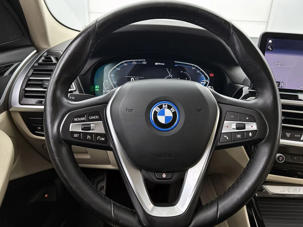 xDrive30e High Executive | FACELIFT | ACHTERUITRIJCAMERA | LEDER | APPLE CARPLAY - ANDROID AUTO | STOELVERWARMING | STUURWIELVERWARMING | CLIMATE CONTROL | CRUISE CONTROL |