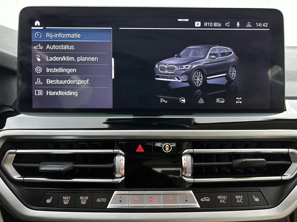 xDrive30e High Executive | FACELIFT | ACHTERUITRIJCAMERA | LEDER | APPLE CARPLAY - ANDROID AUTO | STOELVERWARMING | STUURWIELVERWARMING | CLIMATE CONTROL | CRUISE CONTROL |