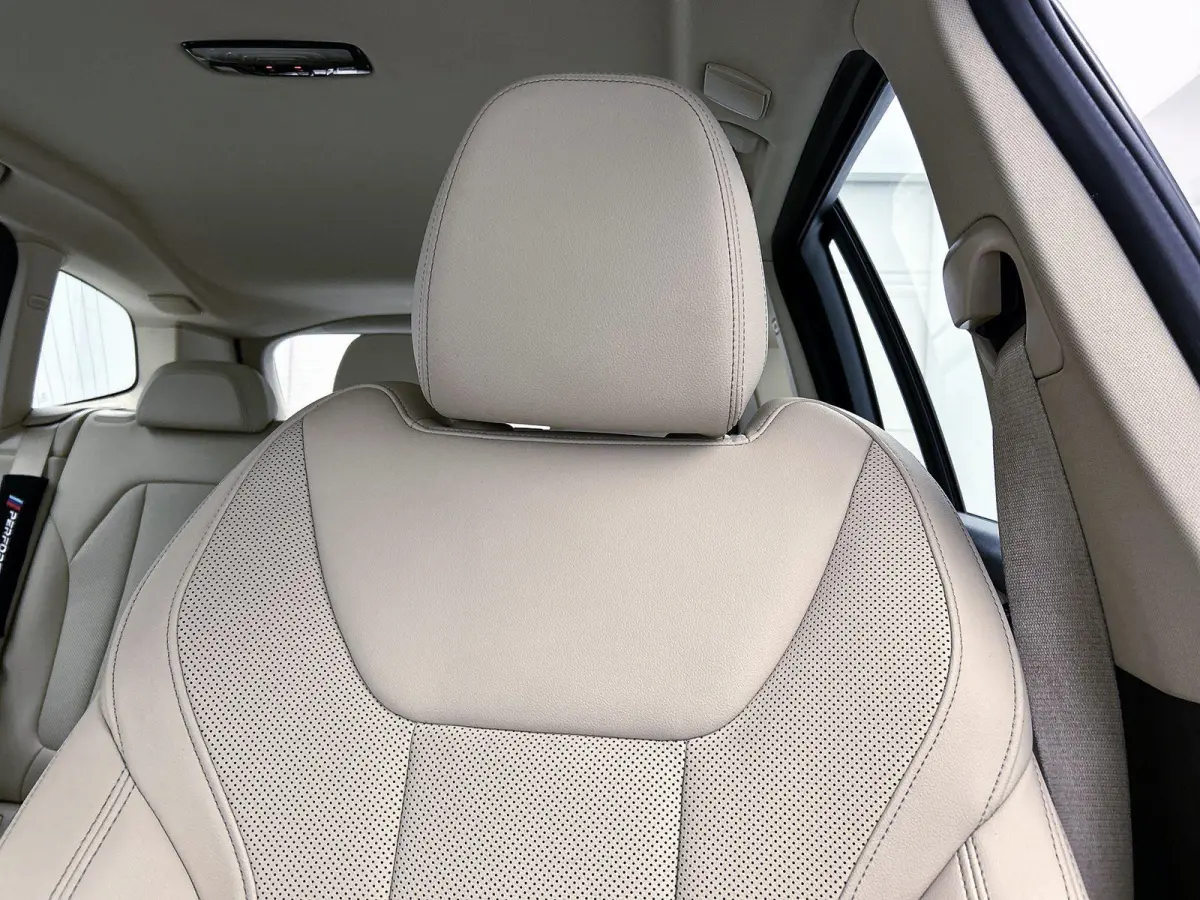 xDrive30e High Executive | FACELIFT | ACHTERUITRIJCAMERA | LEDER | APPLE CARPLAY - ANDROID AUTO | STOELVERWARMING | STUURWIELVERWARMING | CLIMATE CONTROL | CRUISE CONTROL |