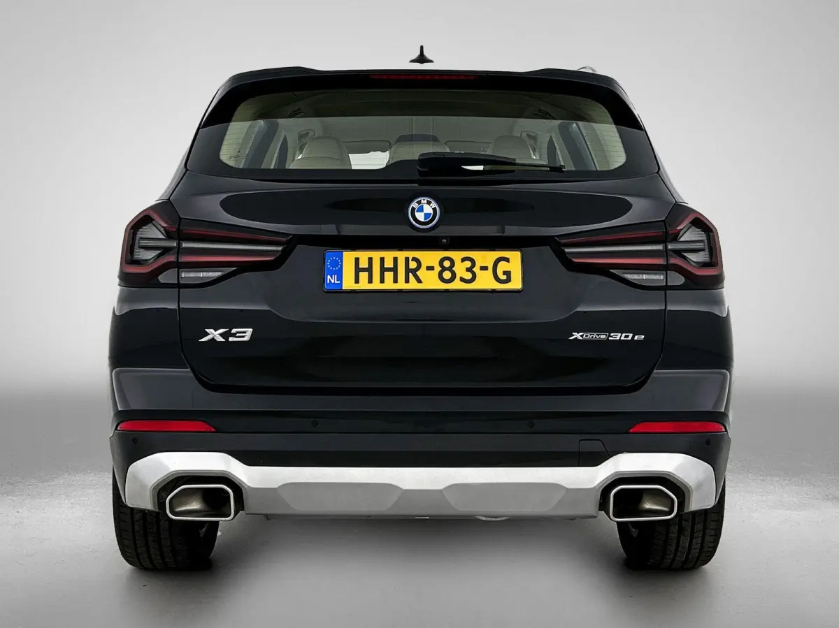 xDrive30e High Executive | FACELIFT | ACHTERUITRIJCAMERA | LEDER | APPLE CARPLAY - ANDROID AUTO | STOELVERWARMING | STUURWIELVERWARMING | CLIMATE CONTROL | CRUISE CONTROL |