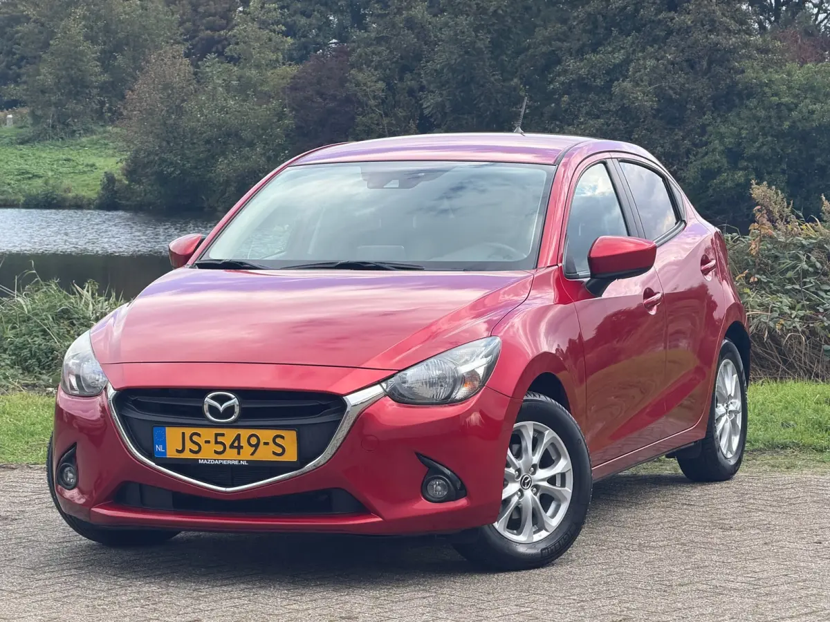 1.5 Skyactiv-G Skylease+ Soul Red - 1e eigenaar - NL geleverd - Nieuwstaat
