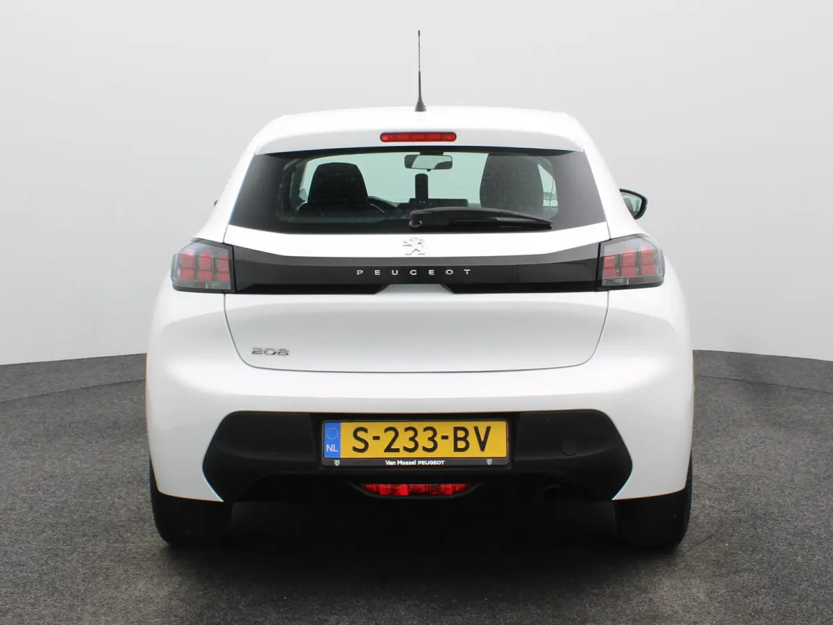 1.2 PureTech Active | AIRCO | APPLE/ANDROID CARPLAY | CRUISE CONTROL | 12 MAANDEN BOVAG GARANTIE |
