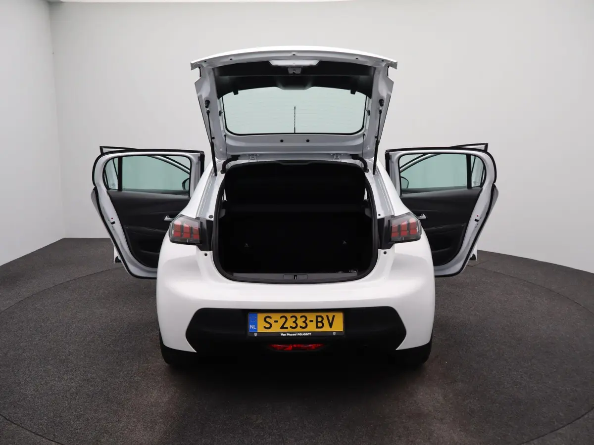 1.2 PureTech Active | AIRCO | APPLE/ANDROID CARPLAY | CRUISE CONTROL | 12 MAANDEN BOVAG GARANTIE |