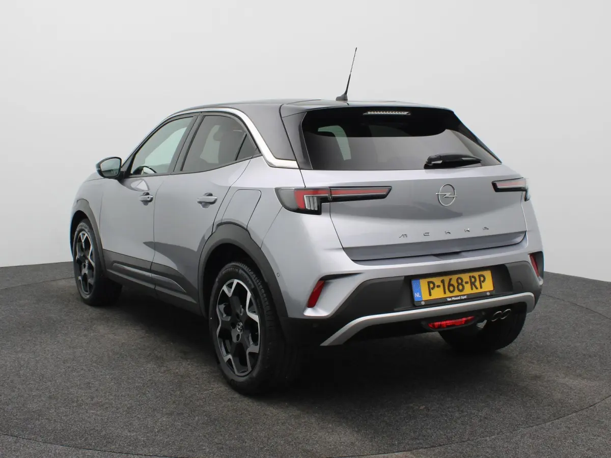 1.2 Turbo Ultimate | ALCANTARA BEKLEDING | STOELVERWARMING | LICHTMETALEN VELGEN 18 " | NAVIGATIE | PARKEERSENSOREN | 12 MAANDEN BOVAG GARANTIE |