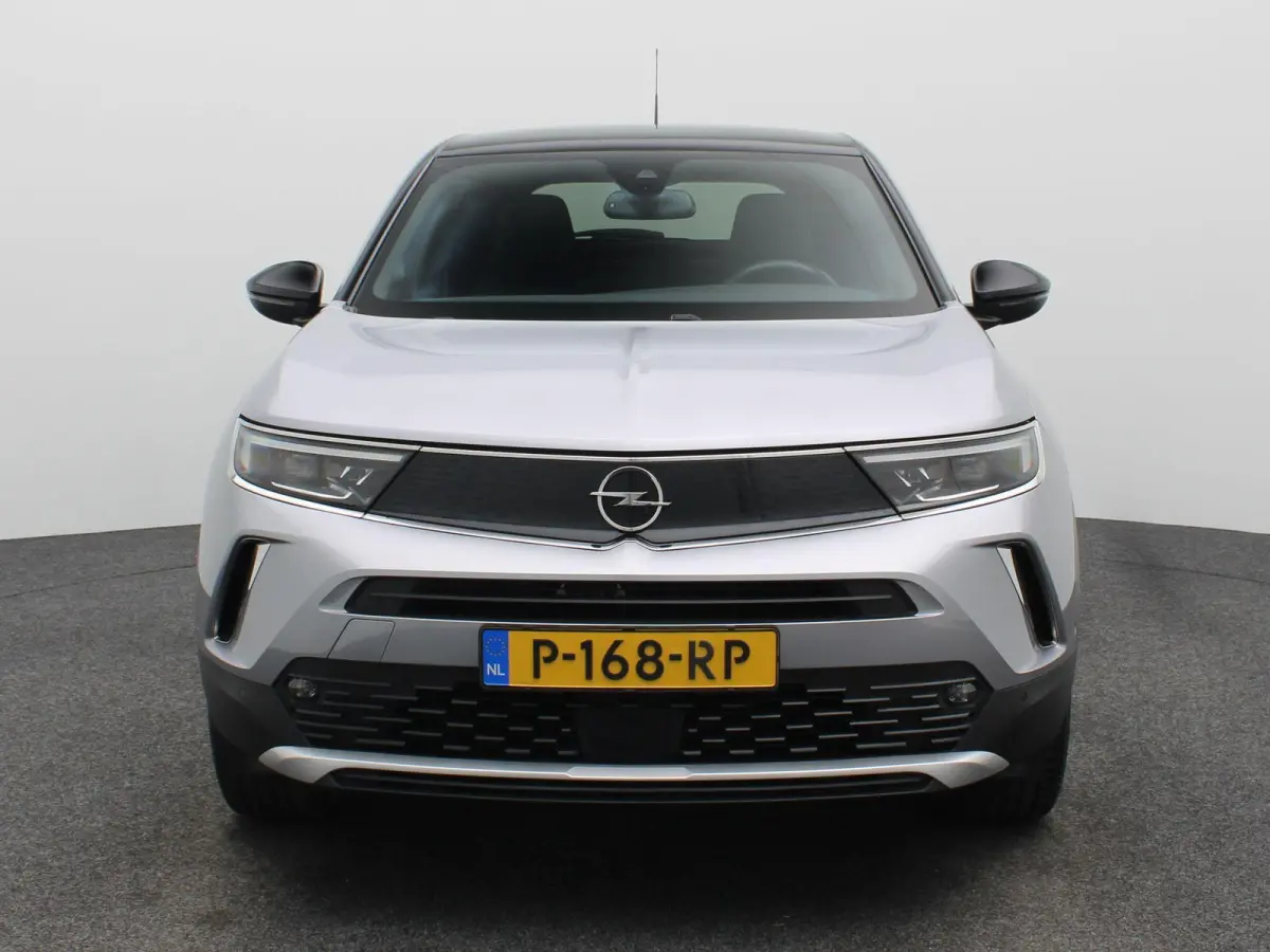 1.2 Turbo Ultimate | ALCANTARA BEKLEDING | STOELVERWARMING | LICHTMETALEN VELGEN 18 " | NAVIGATIE | PARKEERSENSOREN | 12 MAANDEN BOVAG GARANTIE |