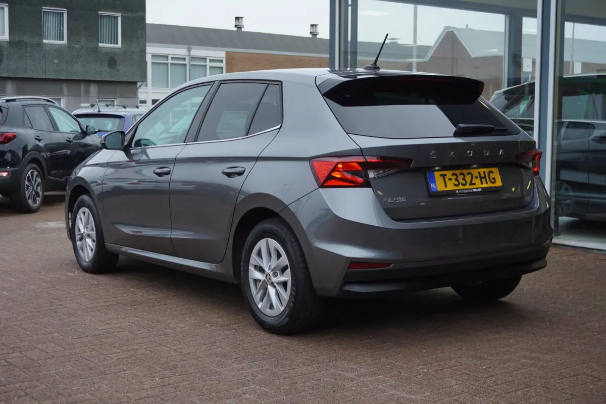 1.0 TSI Business Edition 5deurs | Airco | Navigatie | CarPlay | Vol opties | 2023 | Inruil mogelijk