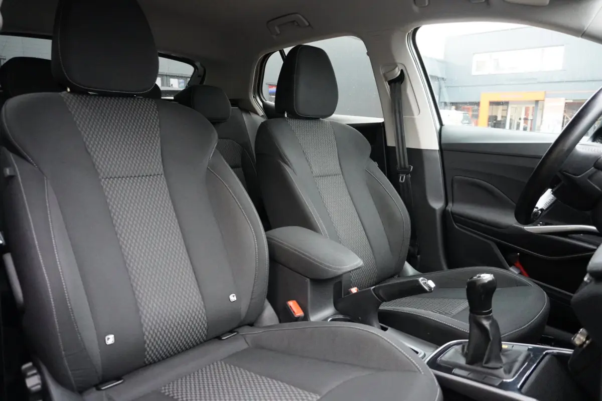 1.0 TSI Business Edition 5deurs | Airco | Navigatie | CarPlay | Vol opties | 2023 | Inruil mogelijk