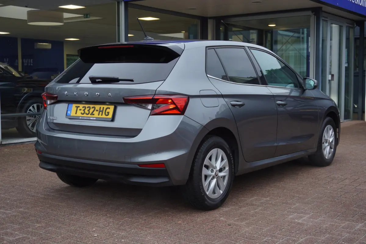 1.0 TSI Business Edition 5deurs | Airco | Navigatie | CarPlay | Vol opties | 2023 | Inruil mogelijk