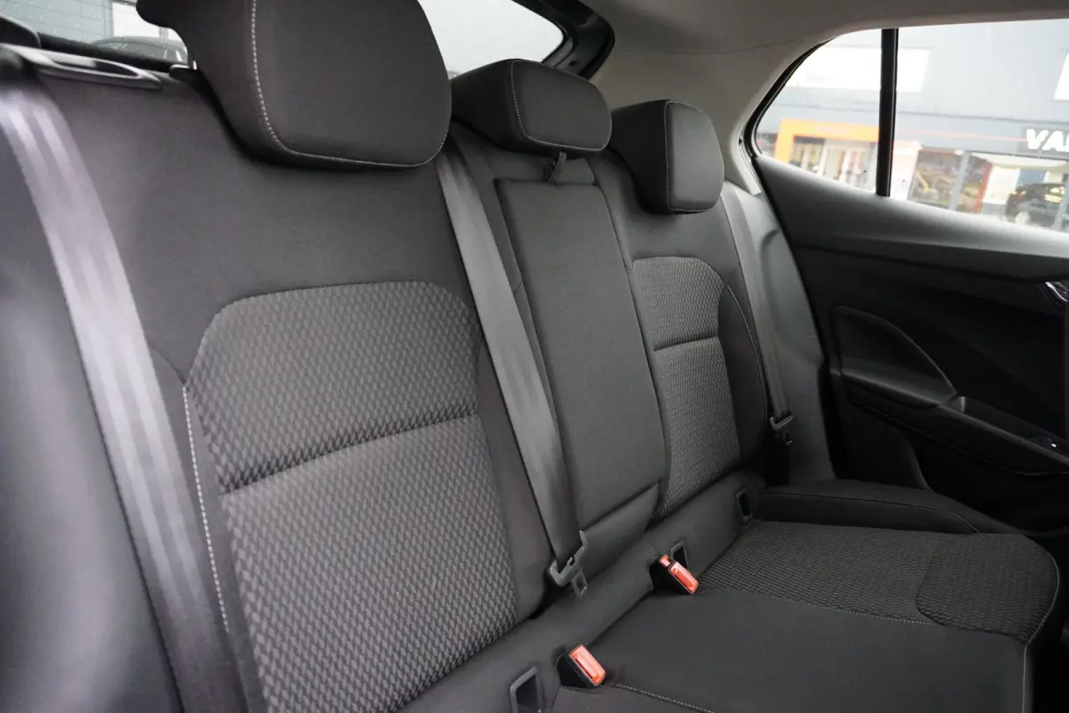 1.0 TSI Business Edition 5deurs | Airco | Navigatie | CarPlay | Vol opties | 2023 | Inruil mogelijk