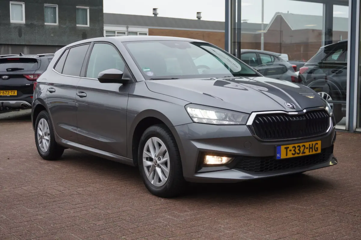 1.0 TSI Business Edition 5deurs | Airco | Navigatie | CarPlay | Vol opties | 2023 | Inruil mogelijk