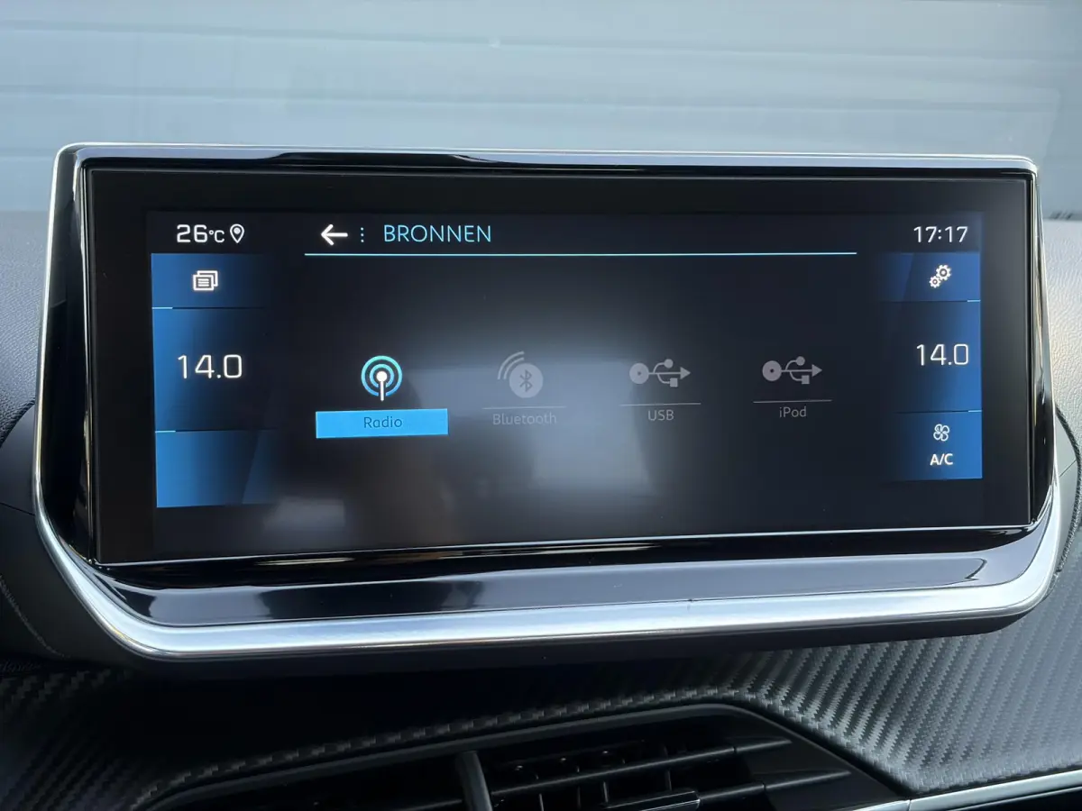 1.2 PureTech Allure ✓D-riem vv in 10-2025✓1e Eigenaar✓360° Camera✓Carplay✓Navi✓101pk✓LED✓Clima✓Cruise✓6 Bak✓Pdc✓Lm velgen✓Halfleder✓Recent beurt gehad✓N.A.P✓