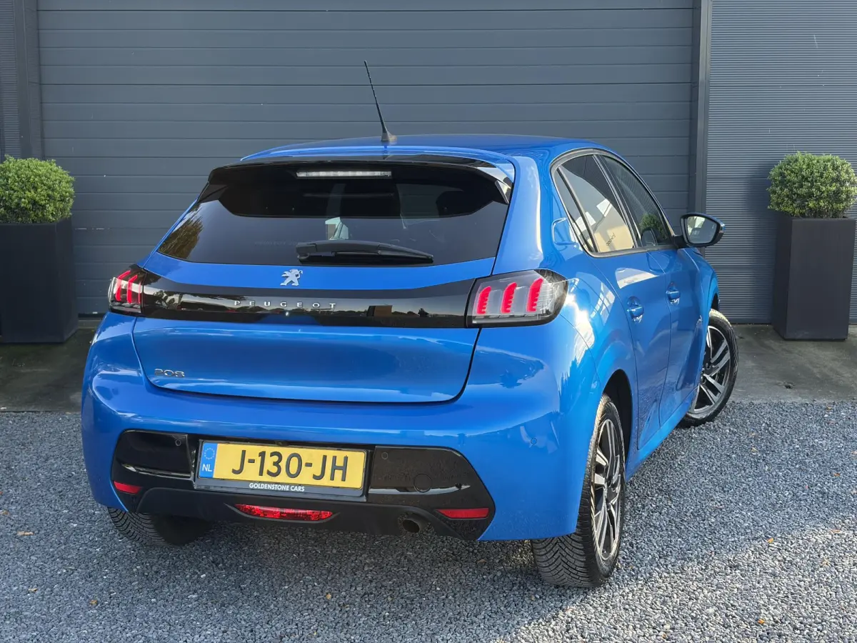 1.2 PureTech Allure ✓D-riem vv in 10-2025✓1e Eigenaar✓360° Camera✓Carplay✓Navi✓101pk✓LED✓Clima✓Cruise✓6 Bak✓Pdc✓Lm velgen✓Halfleder✓Recent beurt gehad✓N.A.P✓