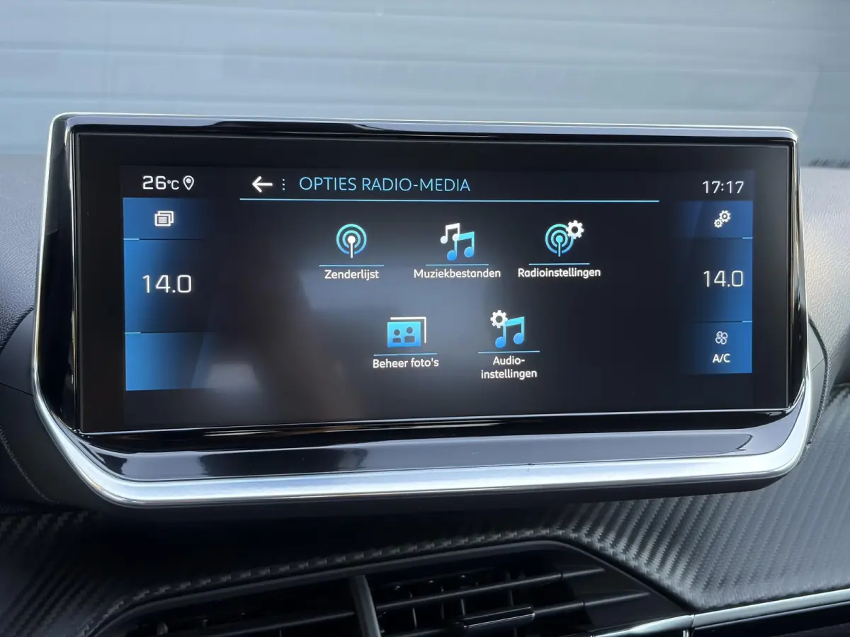 1.2 PureTech Allure ✓D-riem vv in 10-2025✓1e Eigenaar✓360° Camera✓Carplay✓Navi✓101pk✓LED✓Clima✓Cruise✓6 Bak✓Pdc✓Lm velgen✓Halfleder✓Recent beurt gehad✓N.A.P✓