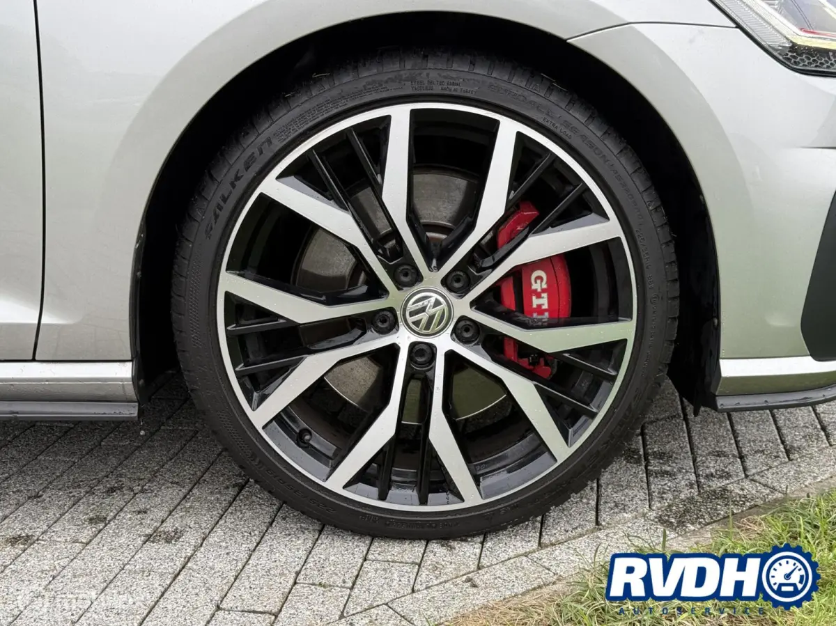 2.0 TSI GTI Performance |Pano|Cam|Trekh|ACC