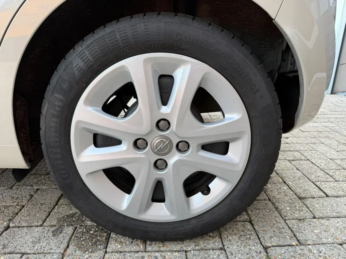 1.0 ecoFLEX Edition | 67.368 KM | AIRCO | CRUISE | LMV | MOOIE KLEUR |