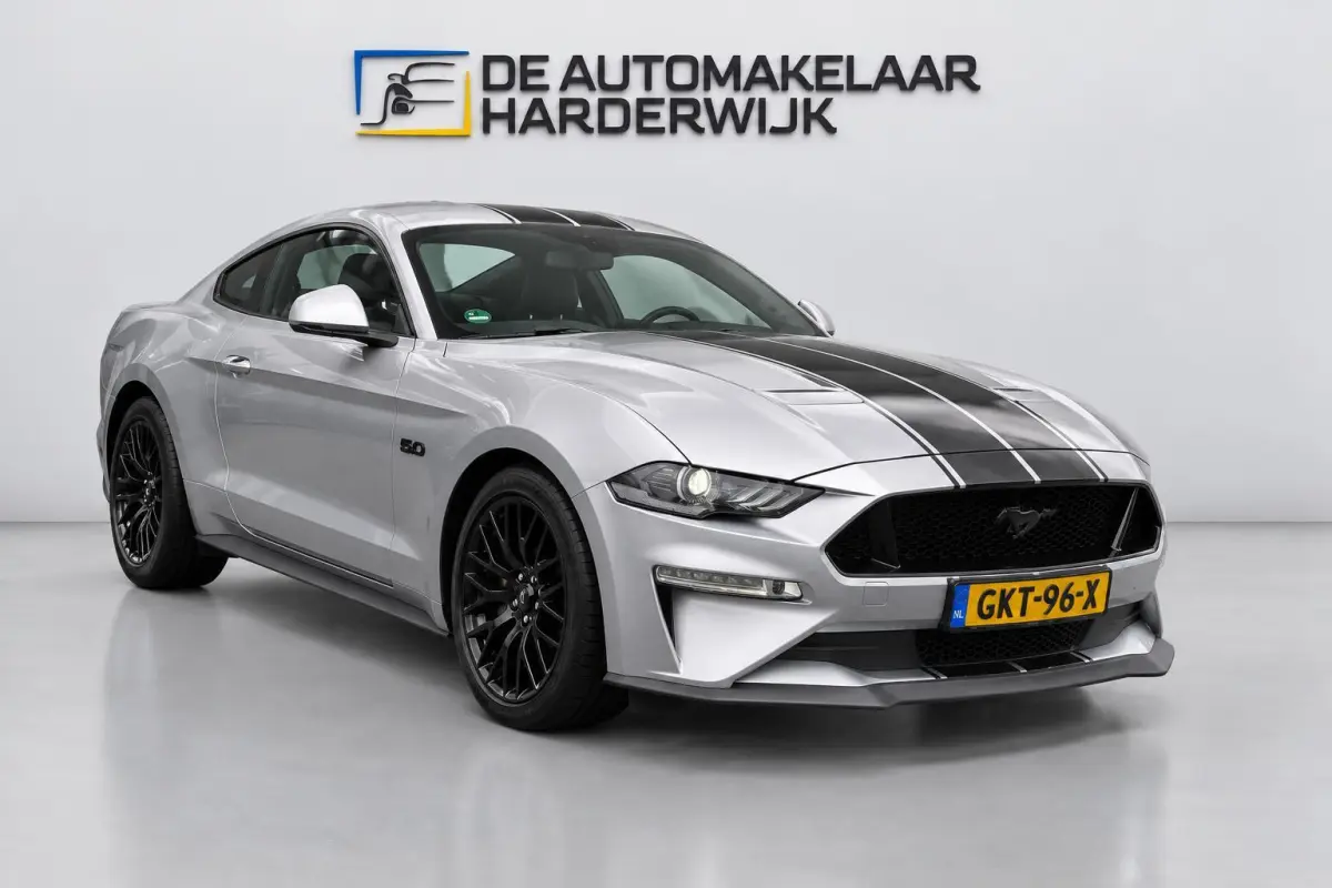 5.0 V8 | SLECHTS 19.997 KM | AUTOMAAT | ACC | CARPLAY | LED | DAB |