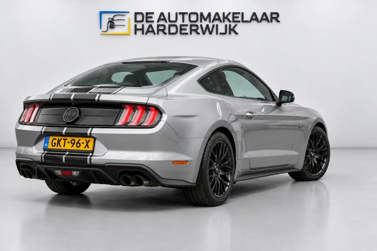 5.0 V8 | SLECHTS 19.997 KM | AUTOMAAT | ACC | CARPLAY | LED | DAB |