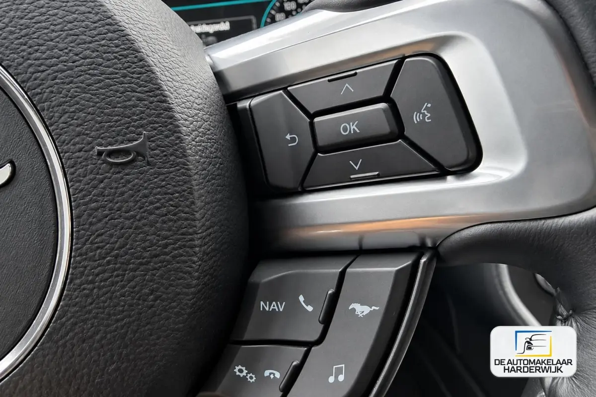 5.0 V8 | SLECHTS 19.997 KM | AUTOMAAT | ACC | CARPLAY | LED | DAB |