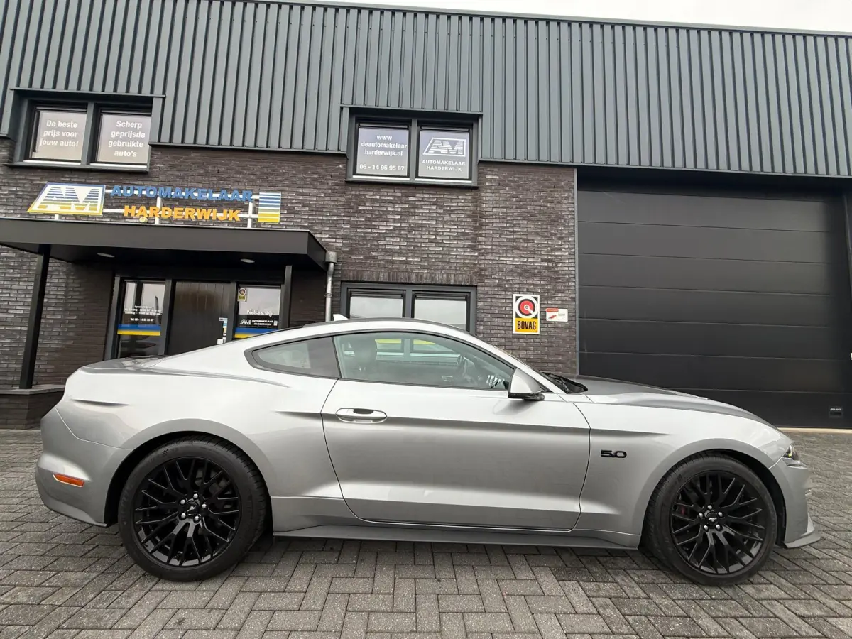 5.0 V8 | SLECHTS 19.997 KM | AUTOMAAT | ACC | CARPLAY | LED | DAB |