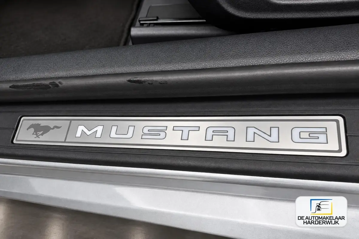 5.0 V8 | SLECHTS 19.997 KM | AUTOMAAT | ACC | CARPLAY | LED | DAB |
