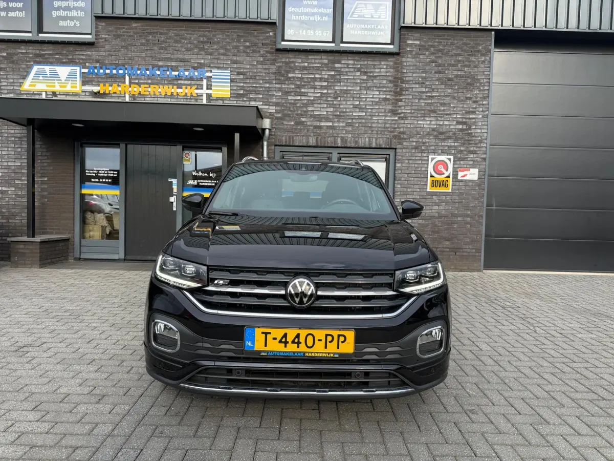 1.0 TSI R-Line | 1E EIGENAAR | 3/6/12MND GARANTIE| AUTOMAAT | LED | CARPLAY | DIGITAAL COCKPIT | DAB | CRUISE |
