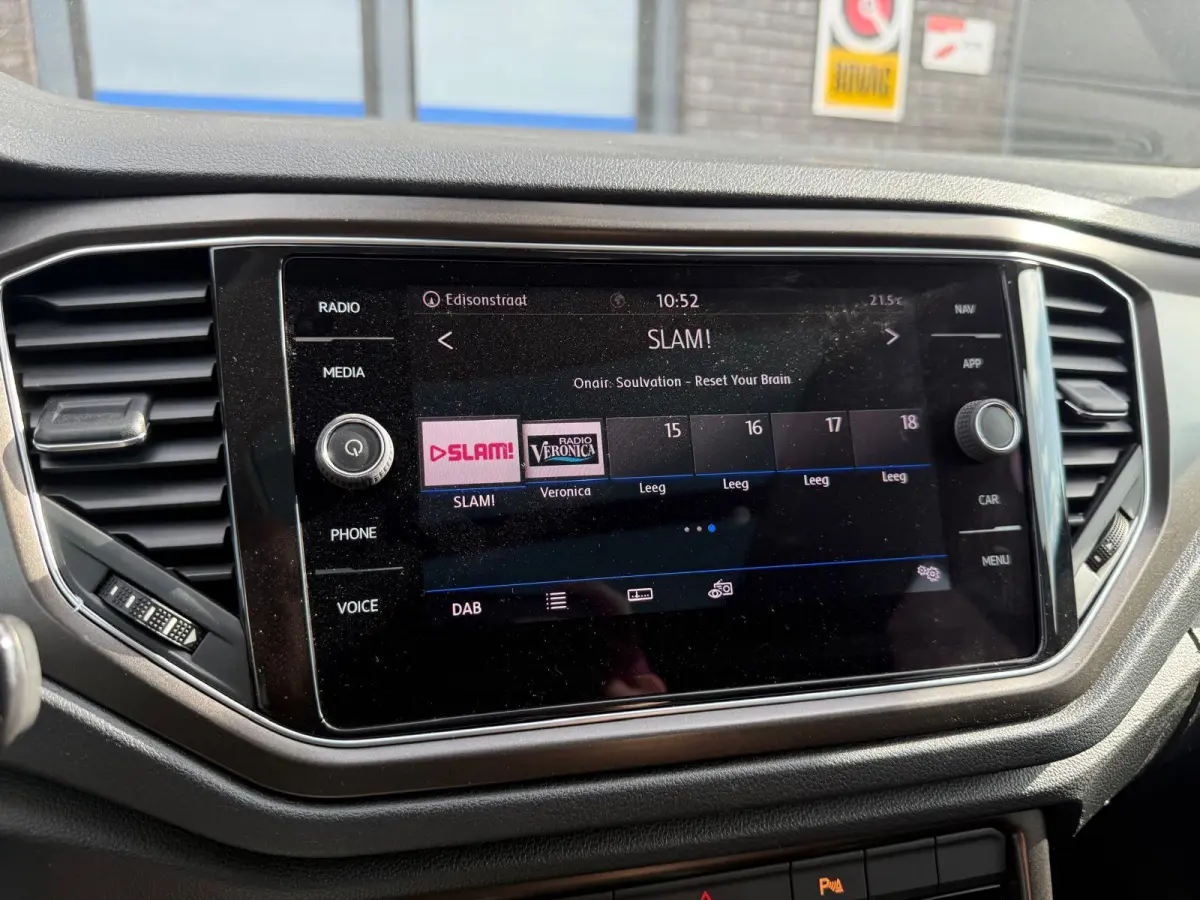 1.0 TSI Style | 1E EGENAAR | 3/6 OF 12MND GARANTIE | PANODAK | ACC | LANE ASSIST | AIRCO |