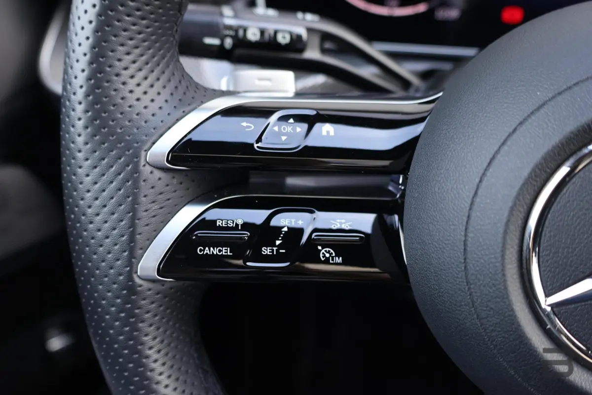 200 AMG Line / Panoramadak / Memory Stoelen / 360 Camera / Night Pakket / Burmester Surround