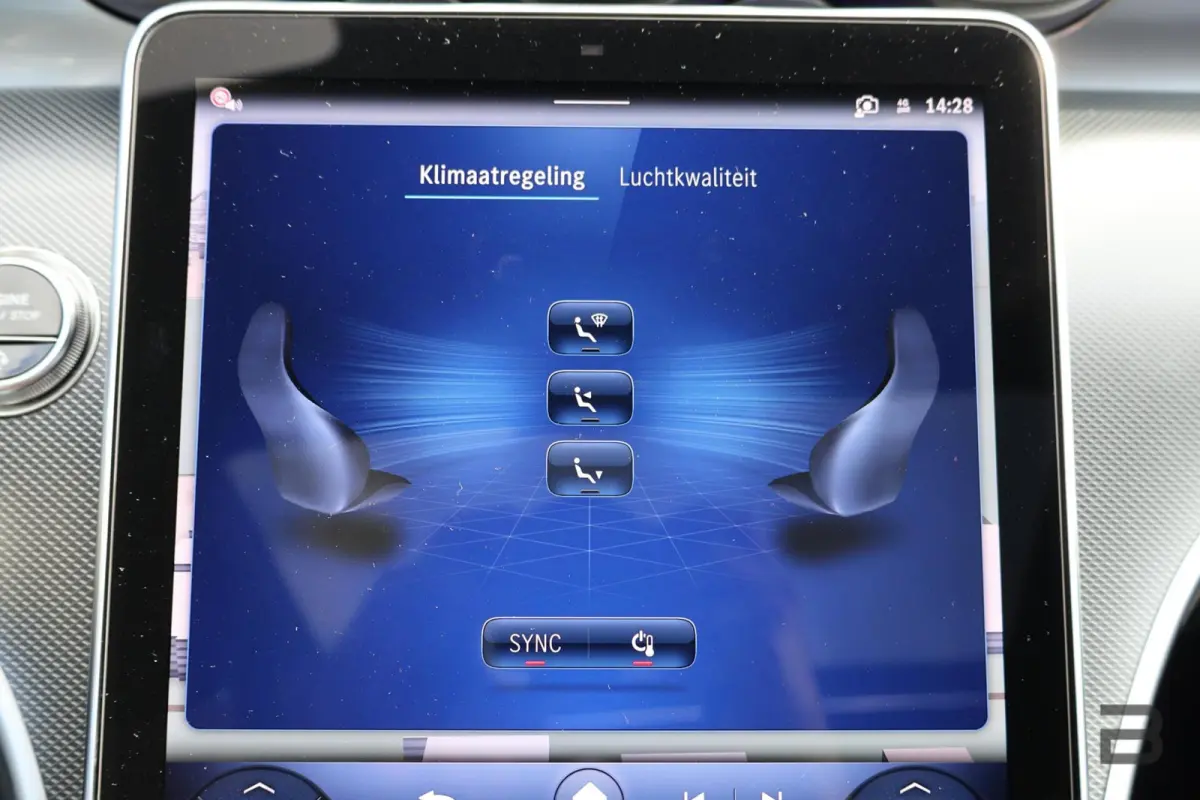 300 d AMG Line / Panoramadak / Memory Stoelen / Burmester Surround / Night Pakket / Trekhaak Wegklapbaar