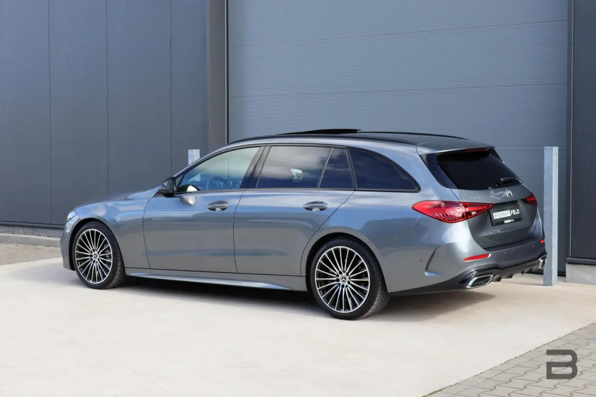 300 d AMG Line / Panoramadak / Memory Stoelen / Burmester Surround / Night Pakket / Trekhaak Wegklapbaar