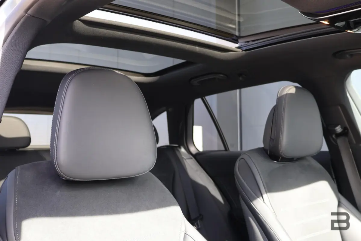 300 d AMG Line / Panoramadak / Memory Stoelen / Burmester Surround / Night Pakket / Trekhaak Wegklapbaar