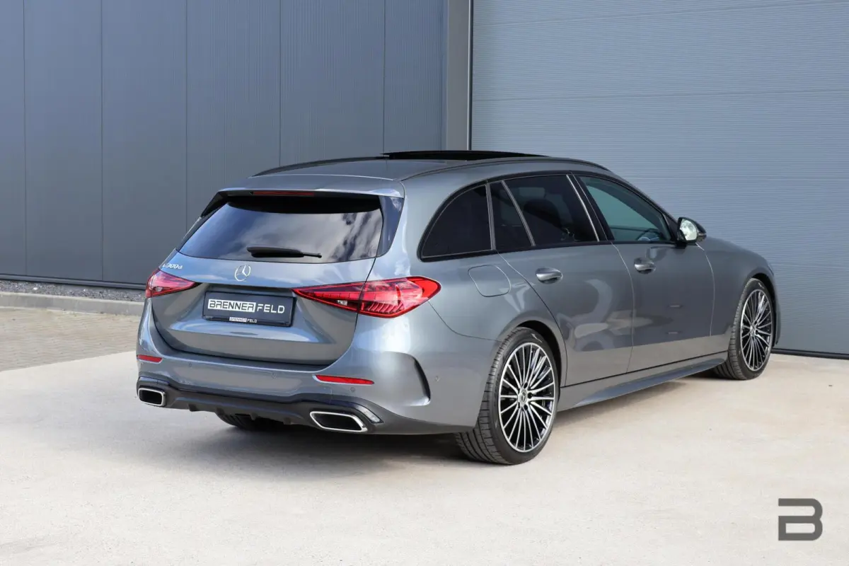 300 d AMG Line / Panoramadak / Memory Stoelen / Burmester Surround / Night Pakket / Trekhaak Wegklapbaar