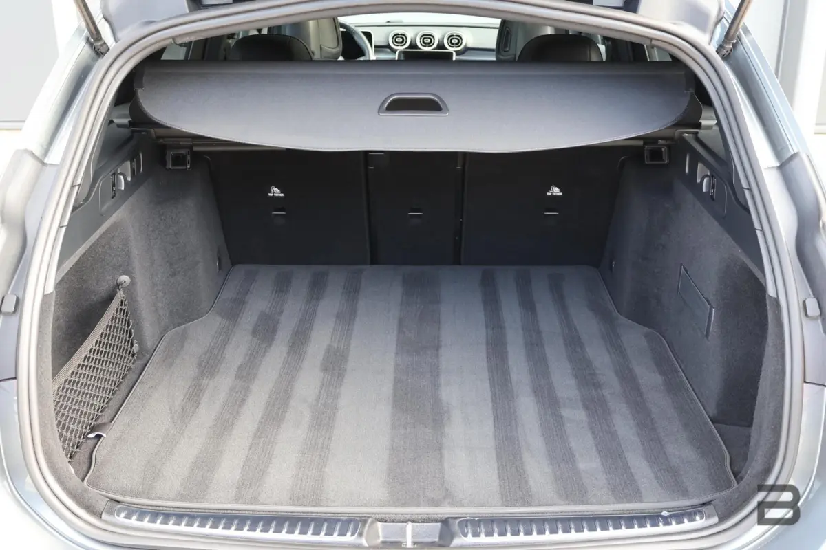 300 d AMG Line / Panoramadak / Memory Stoelen / Burmester Surround / Night Pakket / Trekhaak Wegklapbaar