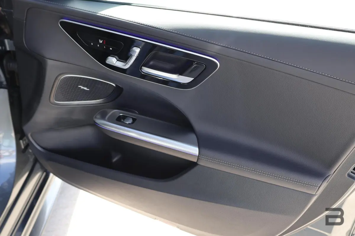 300 d AMG Line / Panoramadak / Memory Stoelen / Burmester Surround / Night Pakket / Trekhaak Wegklapbaar