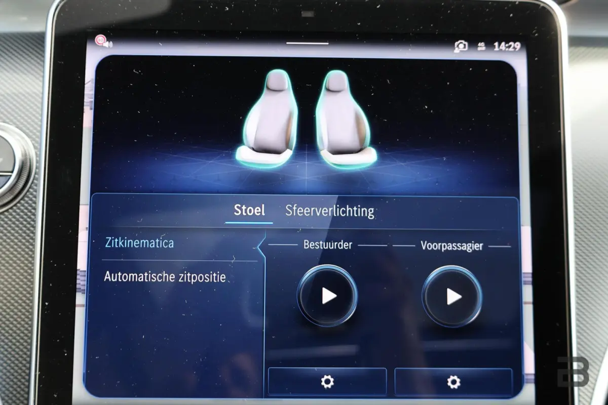 300 d AMG Line / Panoramadak / Memory Stoelen / Burmester Surround / Night Pakket / Trekhaak Wegklapbaar