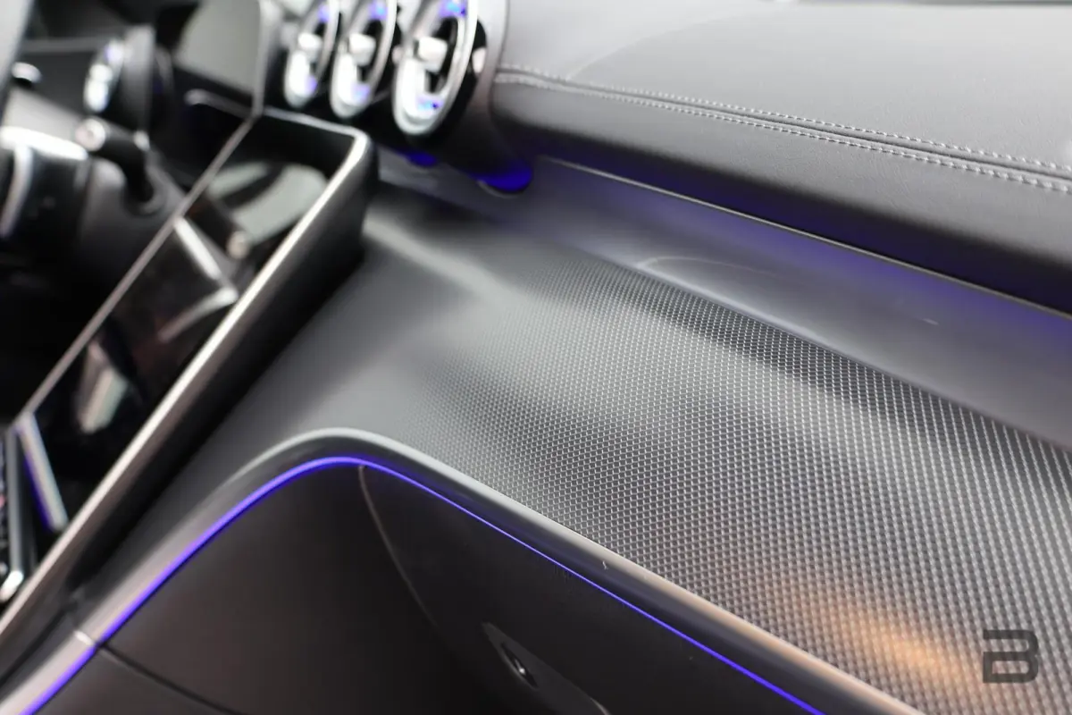 220 d AMG Line / Panoramadak / Memory Stoelen / Burmester Surround / Night Pakket / Trekhaak Wegklapbaar