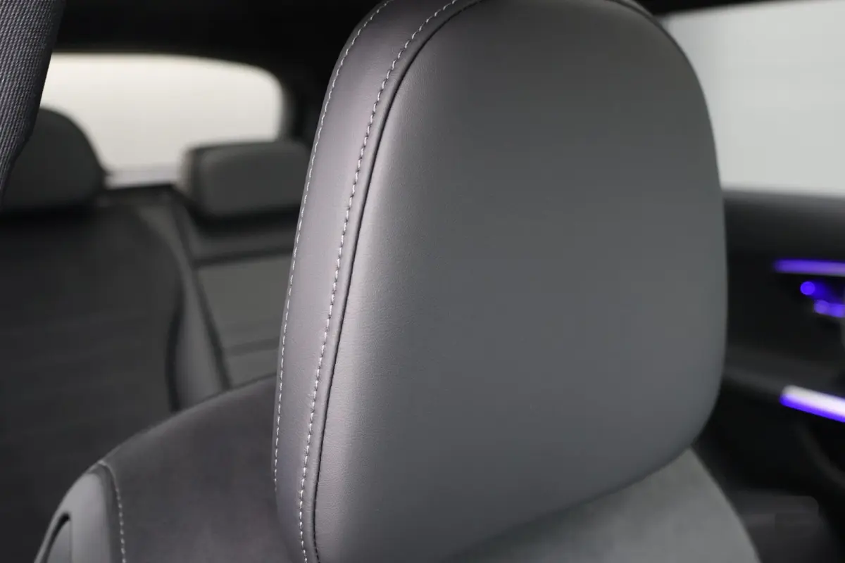 220 d AMG Line / Panoramadak / Memory Stoelen / Burmester Surround / Night Pakket / Trekhaak Wegklapbaar