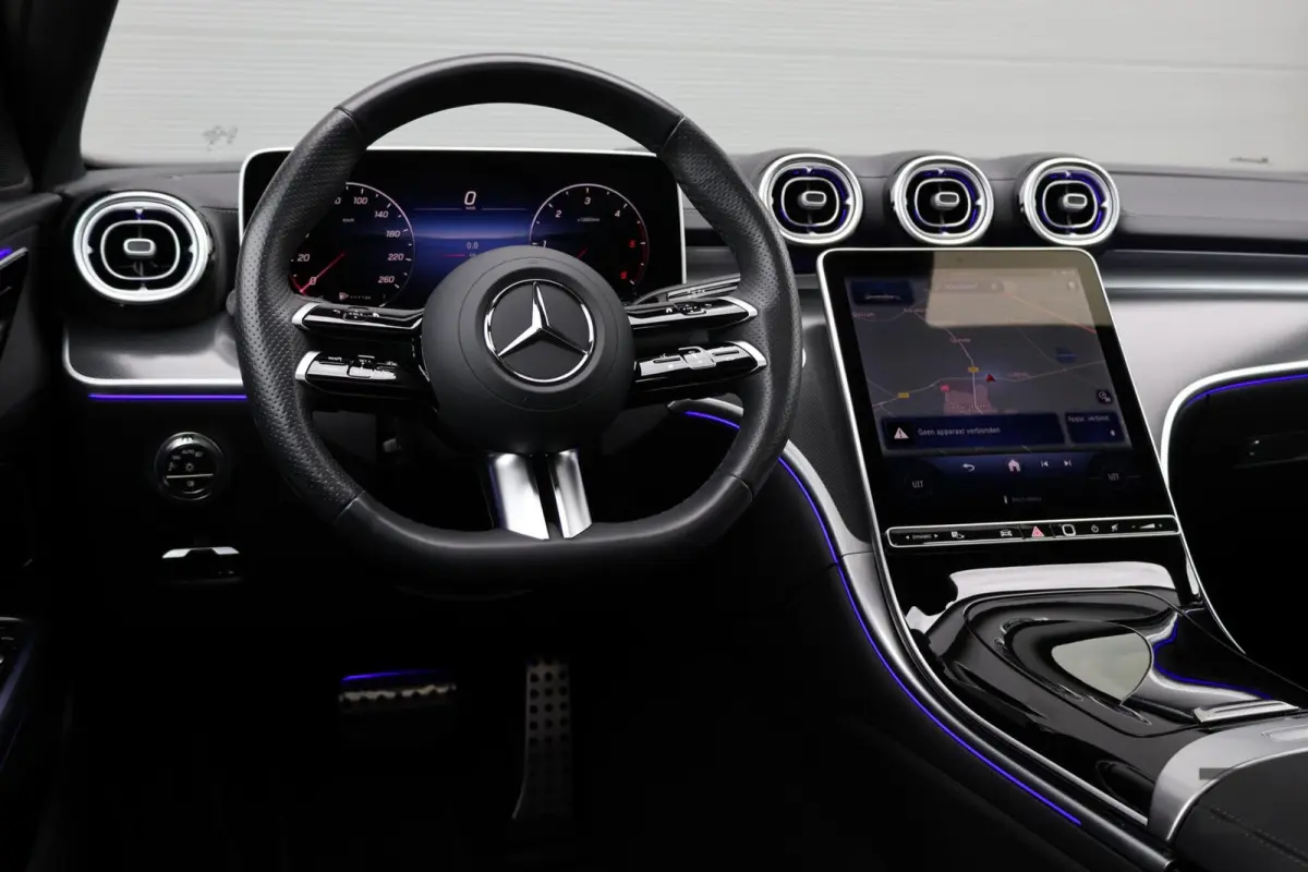220 d AMG Line / Panoramadak / Memory Stoelen / Burmester Surround / Night Pakket / Trekhaak Wegklapbaar