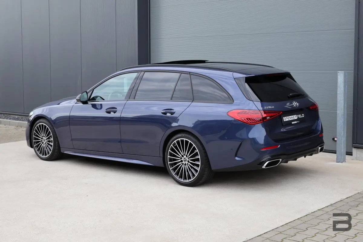 220 d AMG Line / Panoramadak / Memory Stoelen / Burmester Surround / Night Pakket / Trekhaak Wegklapbaar