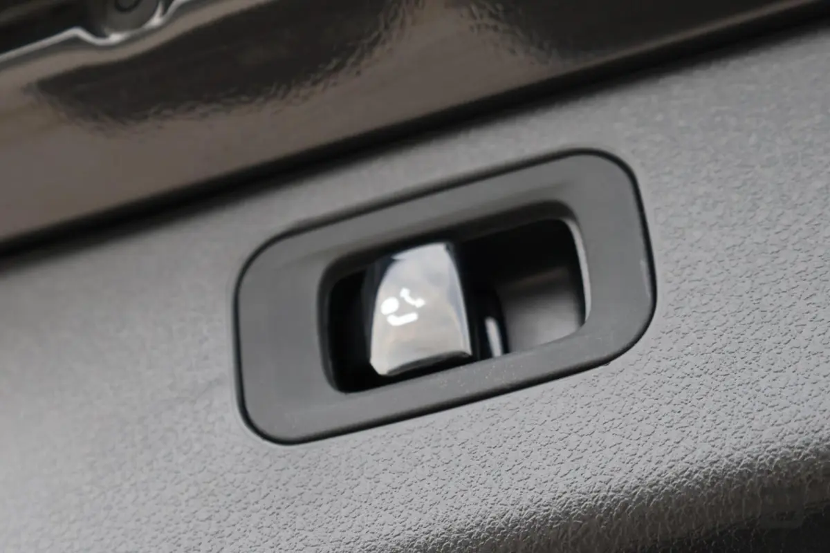 300 d AMG Line / Panoramadak / Memory Stoelen / Burmester Surround / Night Pakket / Trekhaak Wegklapbaar