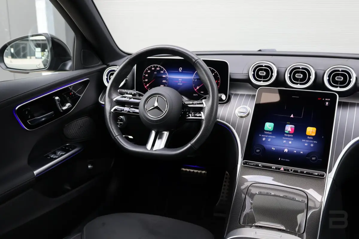 300 d AMG Line / Panoramadak / Memory Stoelen / Burmester Surround / Night Pakket / Trekhaak Wegklapbaar