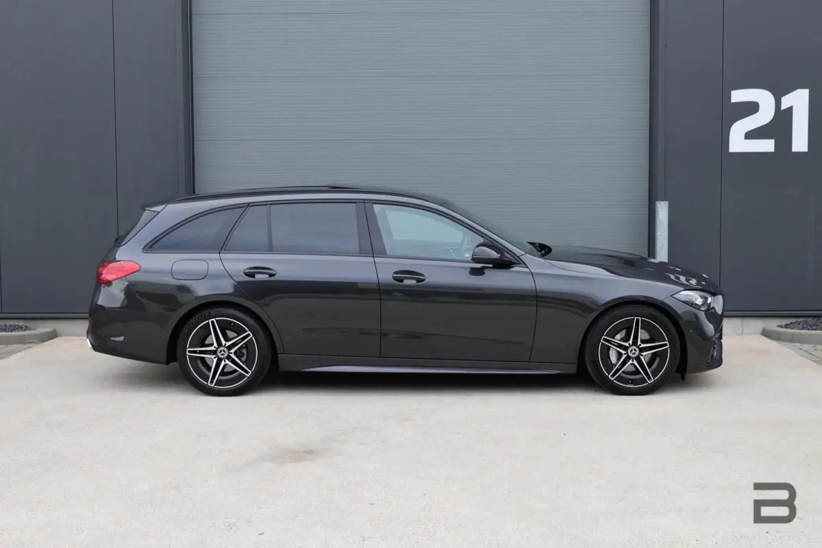 300 d AMG Line / Panoramadak / Memory Stoelen / Burmester Surround / Night Pakket / Trekhaak Wegklapbaar